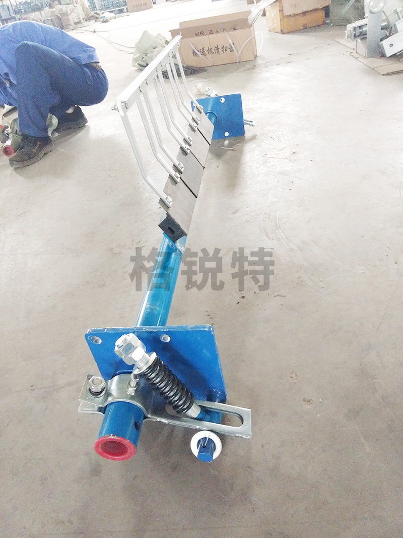 弹簧式可调节合金清扫器