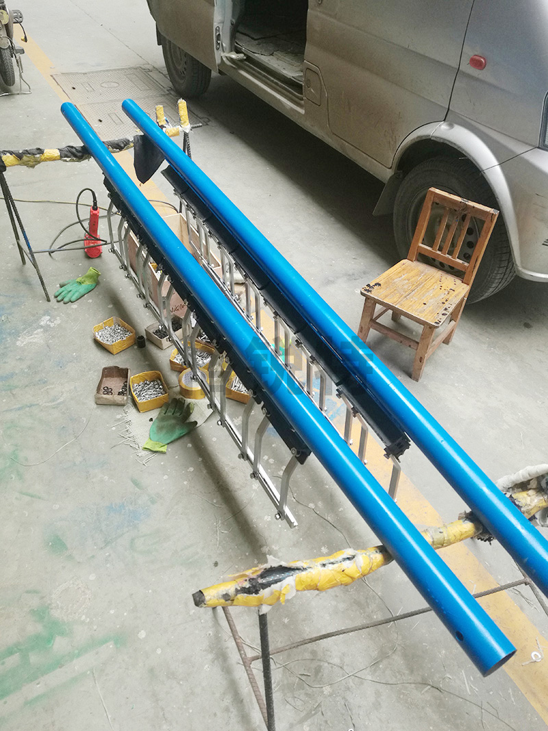 弹簧式可调节合金清扫器 弹簧式可调节合金清扫器