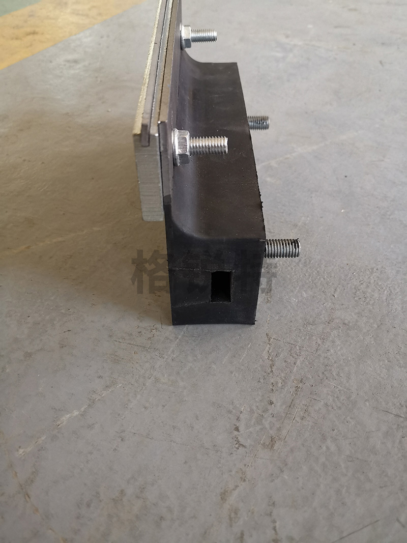 合金清扫器橡胶座 合金清扫器橡胶座