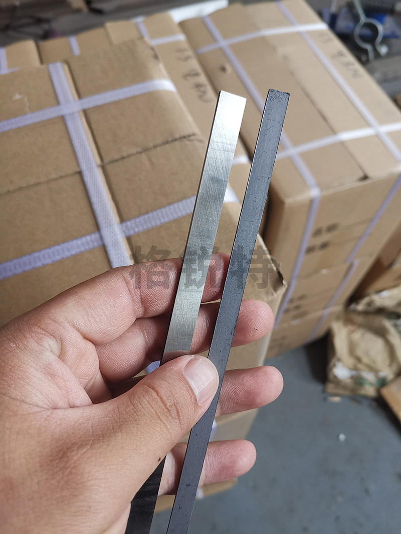 合金刀头刀片刀架橡胶体 合金刀头刀片刀架橡胶体