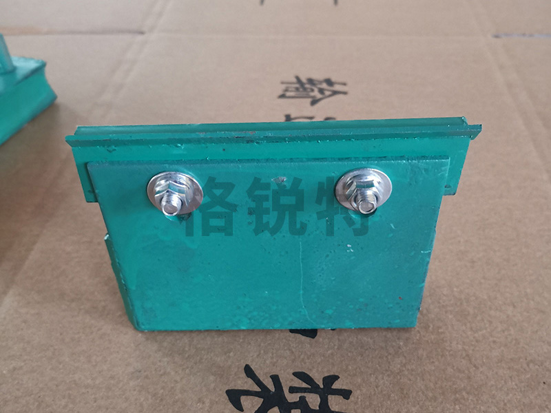 合金刀头刀片刀架橡胶体 合金刀头刀片刀架橡胶体