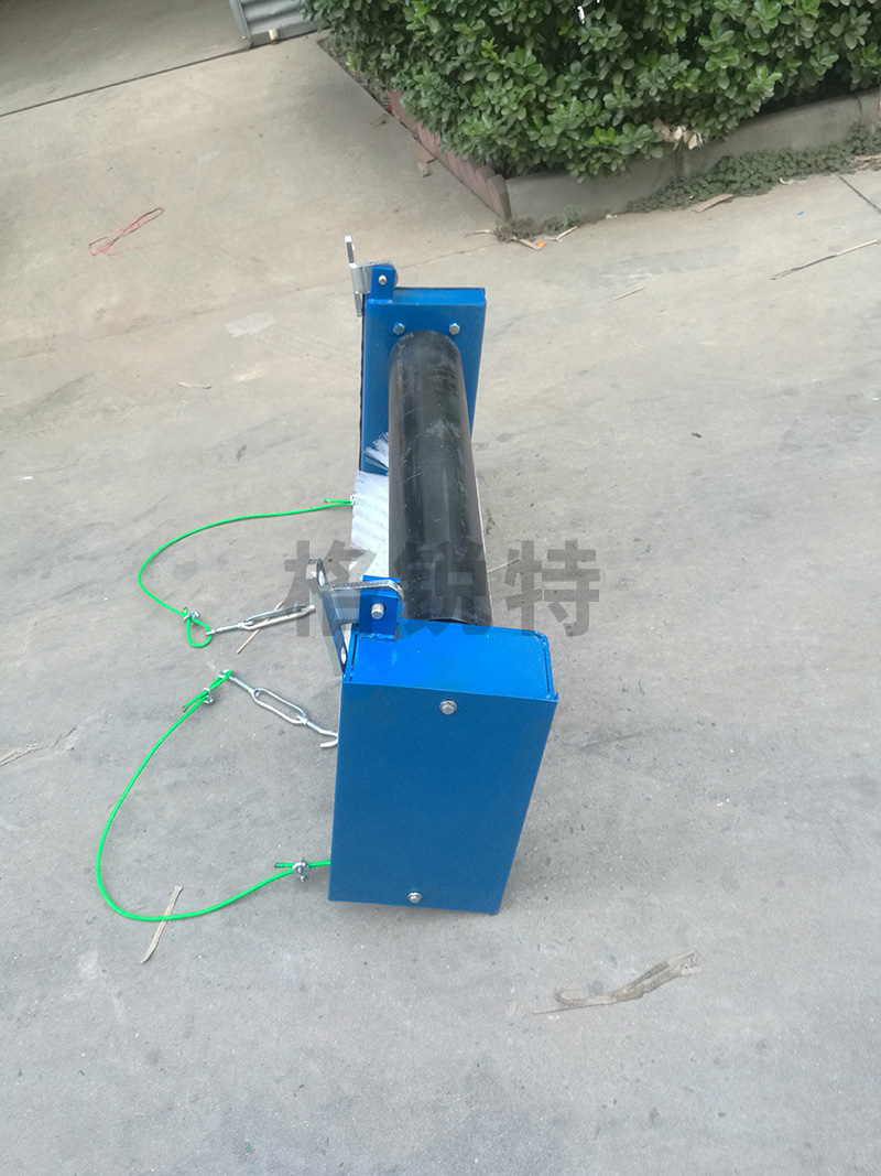 无动力滚刷清扫器 无动力滚刷清扫器