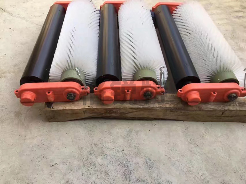 无动力滚刷清扫器 无动力滚刷清扫器